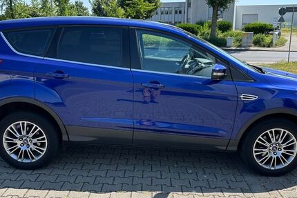 Ford Kuga 143.100 km 7.500 &euro; Krefeld 47839