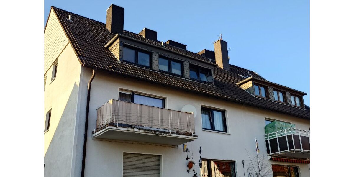 Provisionsfrei* Mehrfamilienhaus mit 4 Garagen in guter Lage - Mehrfamilienhaus, Wohnhaus Essen Stadtbezirk VIII | Angebot:25999211