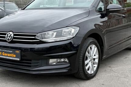 VW Touran 139.000 km 12.500 &euro; Hilden 40721