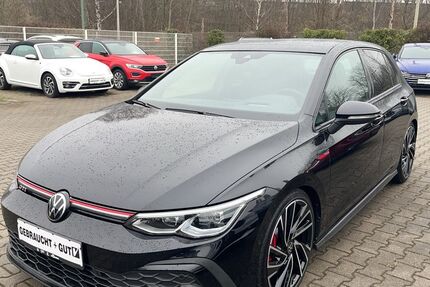 VW Golf 83.015 km 27.890 &euro; Duisburg 47178