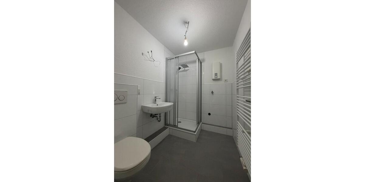 Etagenwohnung Duisburg Mittelmeiderich - 1 Zimmer, 50 m&sup2;, 650&euro; | Angebot:25986185