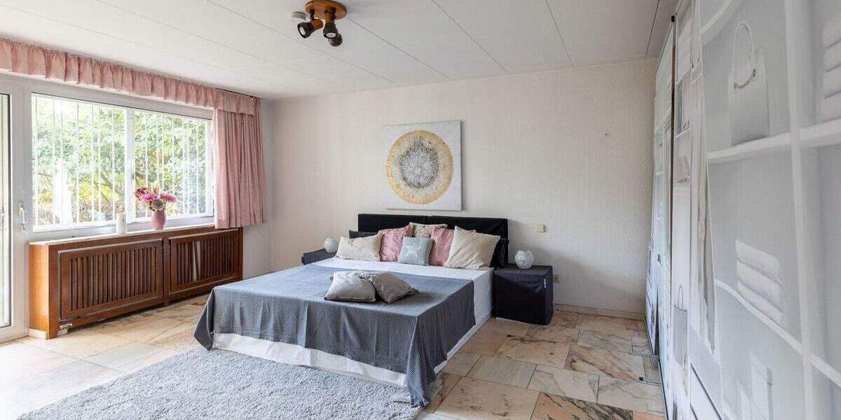 Einfamilienhaus Neuss Rosellen - 3 Zimmer, 181 m&sup2;, 649.000&euro; | Angebot:25799788