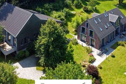 Haus Mettmann - 9 Zimmer, 483 m&sup2;, 3.390.000&euro; | Angebot:25392816