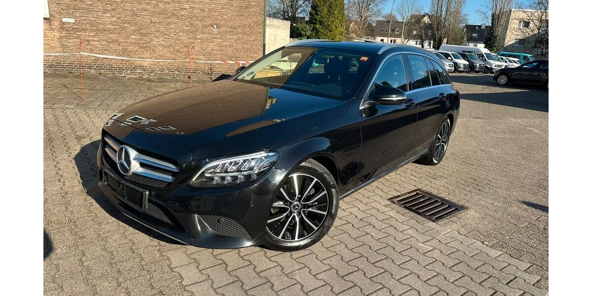 Mercedes-Benz C 200 179.502 km 13.990 &euro; Düsseldorf 40597