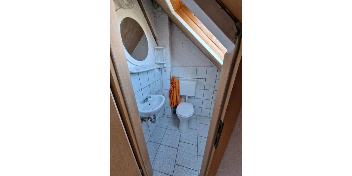 Etagenwohnung Düsseldorf Stadtbezirk 2 - 2 Zimmer, 72 m&sup2;, 1.130&euro; | Angebot:25894304