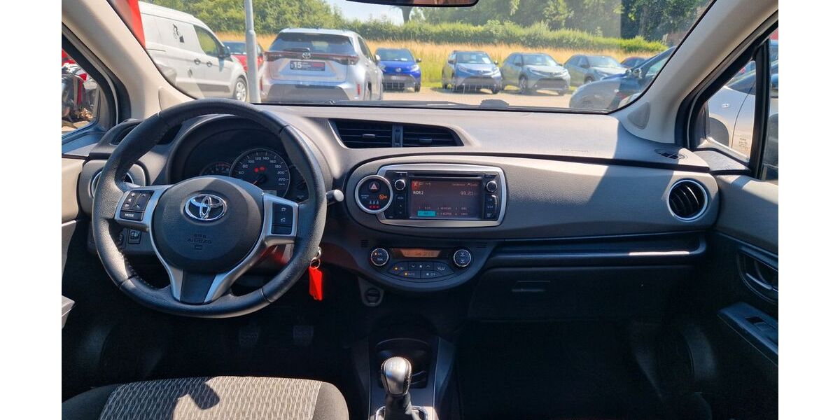 Toyota Yaris 194.450 km 6.499 &euro; Ratingen 40882