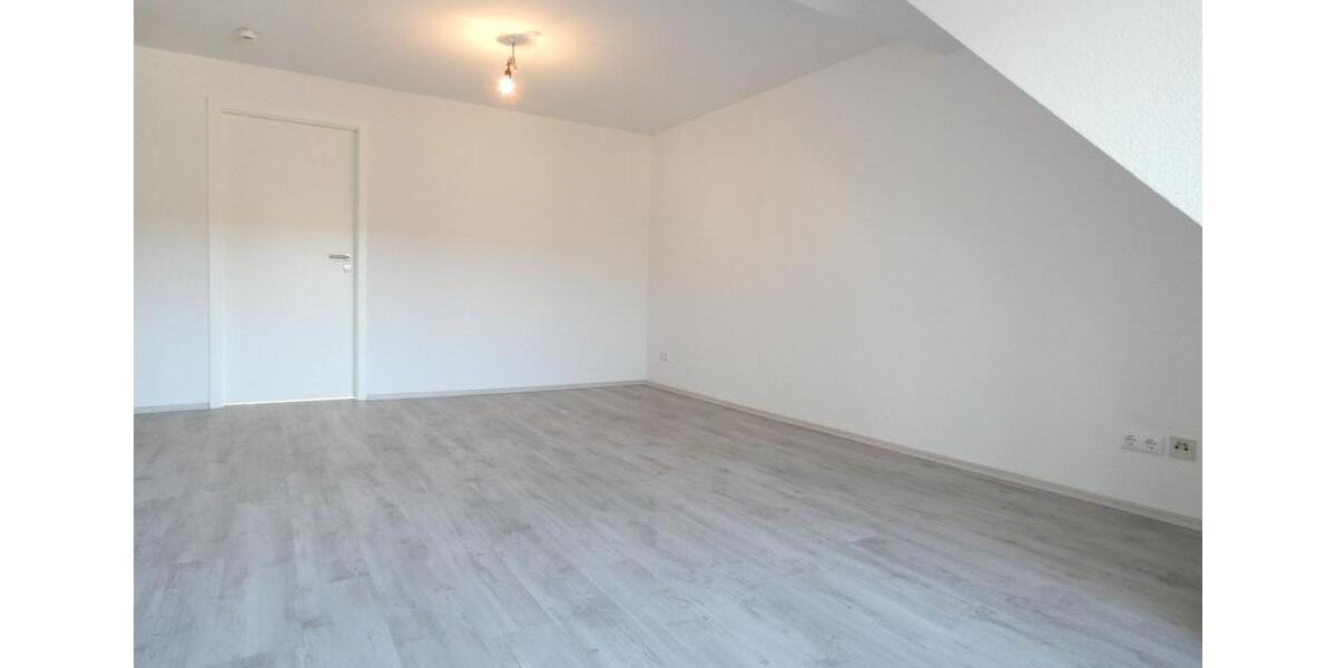 Dachgeschoßwohnung Essen Stadtbezirk III - 2 Zimmer, 40 m&sup2;, 502&euro; | Angebot:25978480