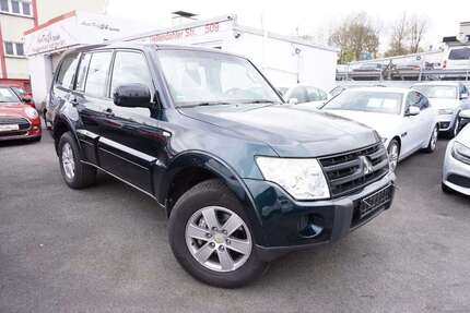 Mitsubishi Pajero 147.000 km 11.990 &euro; Wuppertal 42109