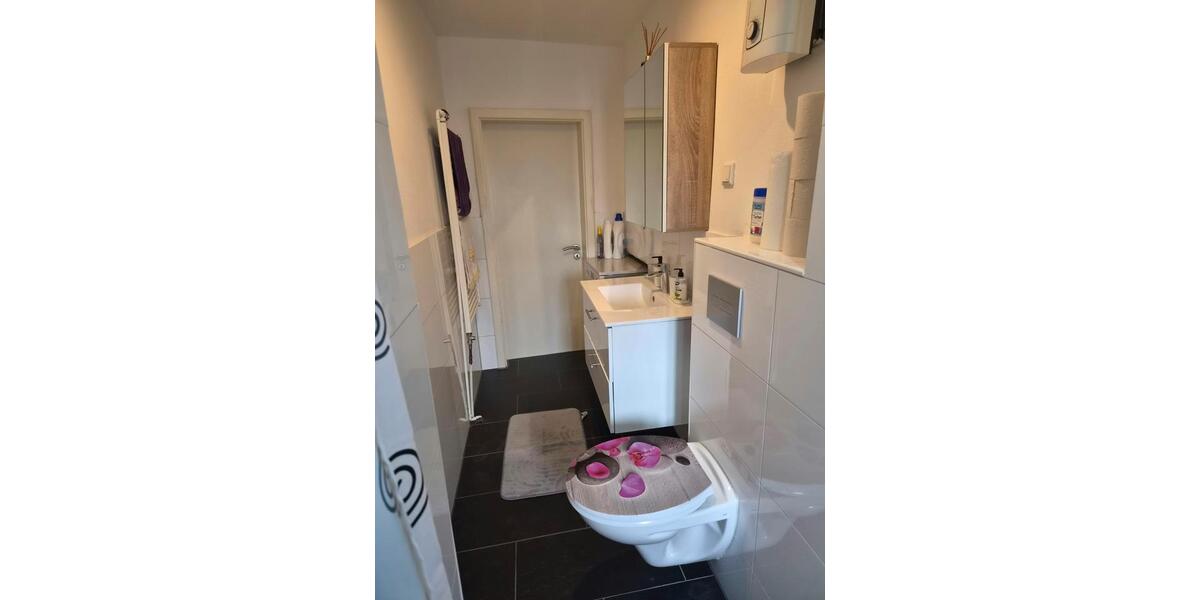 Erdgeschoßwohnung Duisburg Duisburg-Mitte - 2 Zimmer, 60 m&sup2;, 1.500&euro; | Angebot:27541998