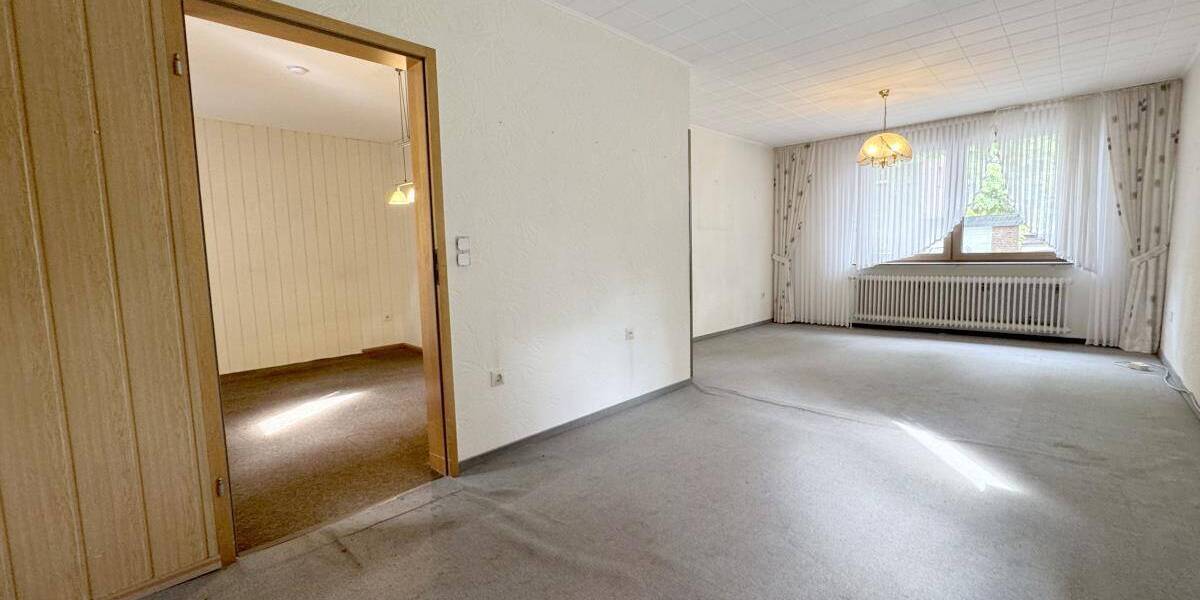 Einfamilienhaus Oberhausen Sterkrade-Mitte - 8 Zimmer, 145 m&sup2;, 275.000&euro; | Angebot:26572490