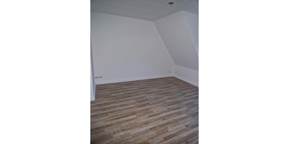 Dachgeschoßwohnung Oberhausen Alsfeld - 2 Zimmer, 50 m&sup2;, 400&euro; | Angebot:27577031