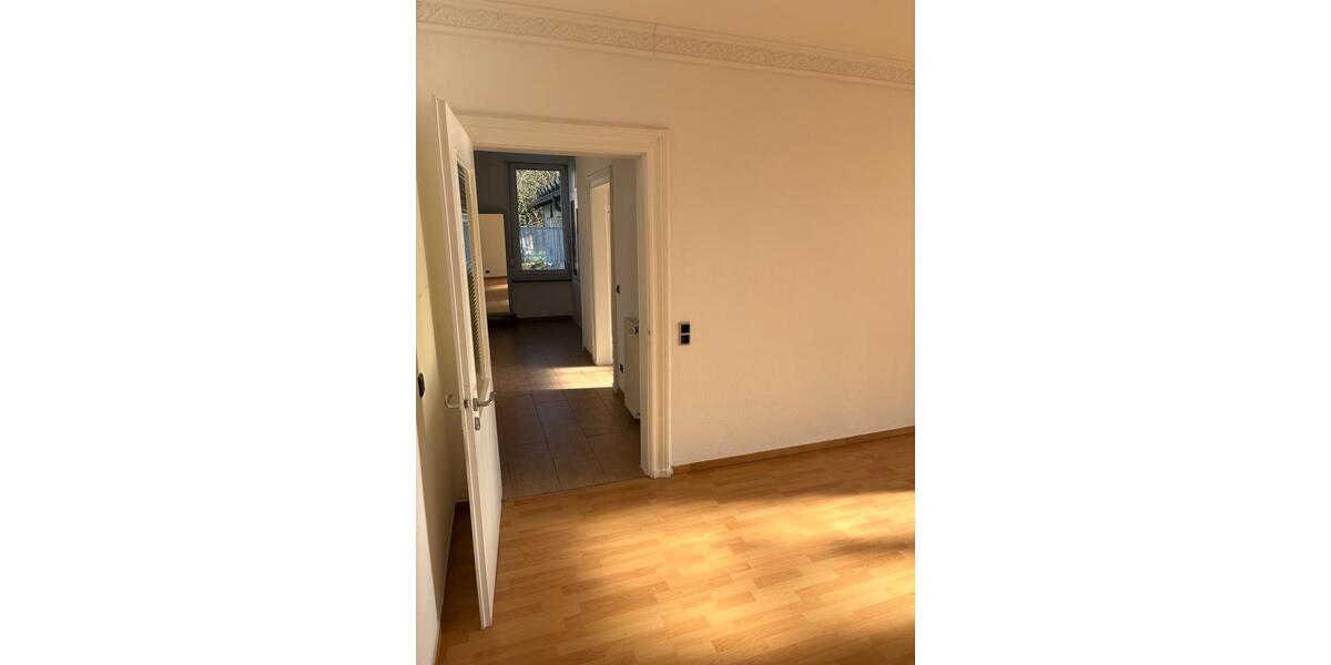 Etagenwohnung Remscheid Lüttringhausen - 3 Zimmer, 87 m&sup2;, 550&euro; | Angebot:25944928
