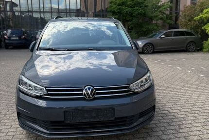 VW Touran 139.670 km 18.800 &euro; Ratingen 40880