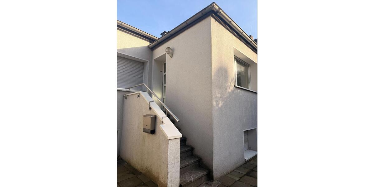 Einfamilienhaus Oberhausen Alt-Oberhausen - 4.5 Zimmer, 150 m&sup2;, 1.500&euro; | Angebot:25706616