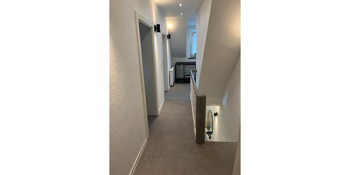 Doppelhaushälfte Essen Stadtbezirk VI - 6 Zimmer, 140 m&sup2;, 299.999&euro; | Angebot:27208967