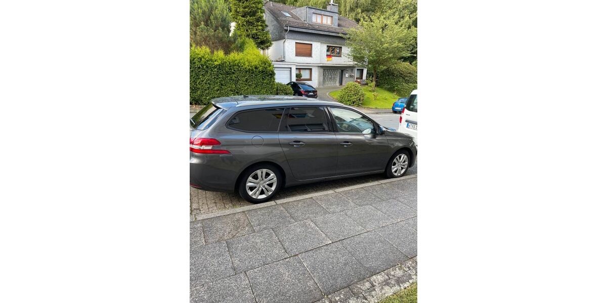 Peugeot 308 159.980 km 7.490 &euro; Wuppertal 42119