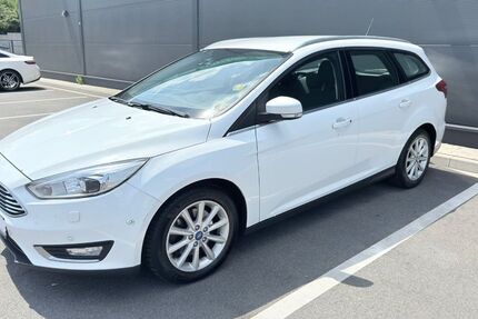 Ford Focus 191.000 km 8.550 &euro; Duisburg 47137