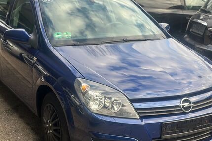 Opel Astra 153.000 km 2.399 &euro; Essen 45326
