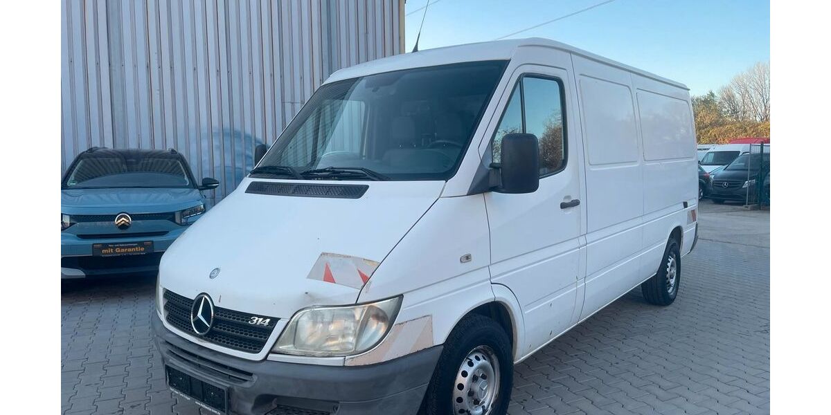 Mercedes-Benz Sprinter 79.000 km 5.950 &euro; Essen 45356