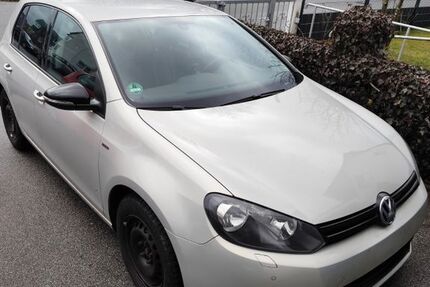 VW Golf 140.000 km 5.200 &euro; Remscheid 42897