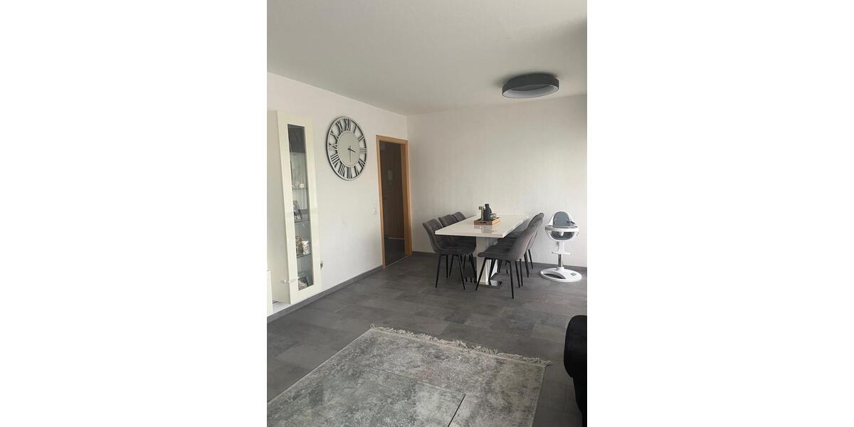 Etagenwohnung Dormagen Hackenbroich - 3 Zimmer, 78 m&sup2;, 175.000&euro; | Angebot:26188756
