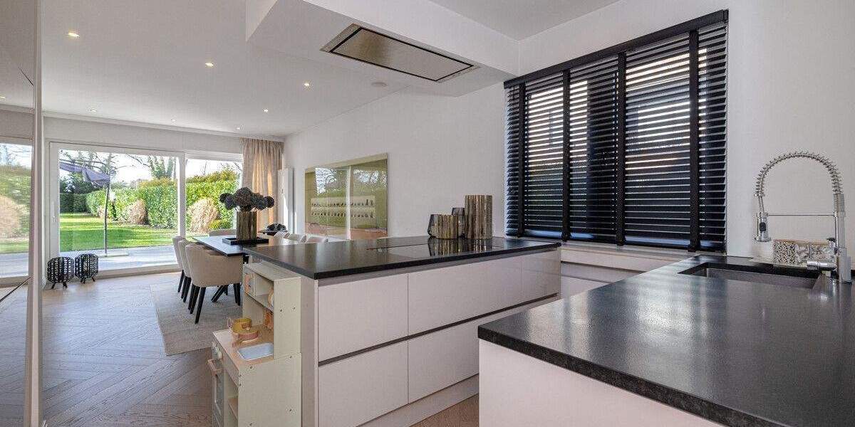 Etagenwohnung Meerbusch Büderich - 4 Zimmer, 124 m&sup2;, 745.000&euro; | Angebot:25748183