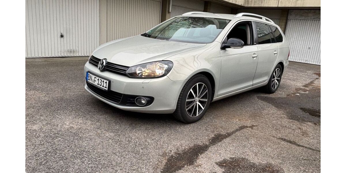 VW Golf 122.018 km 10.490 &euro; Kaarst 41564