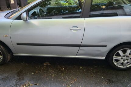 Seat Ibiza 138.000 km 2.390 &euro; Wuppertal 42119