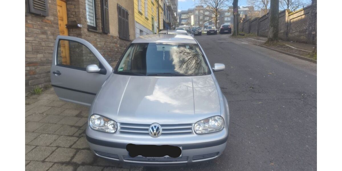 VW Golf 165.103 km 1.800 &euro; Remscheid 42855