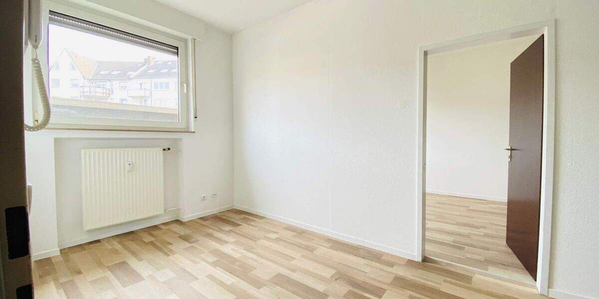 Gewerbeobjekt Bottrop Stadtmitte - 3 Zimmer, 70 m&sup2;, 490&euro; | Angebot:25879077