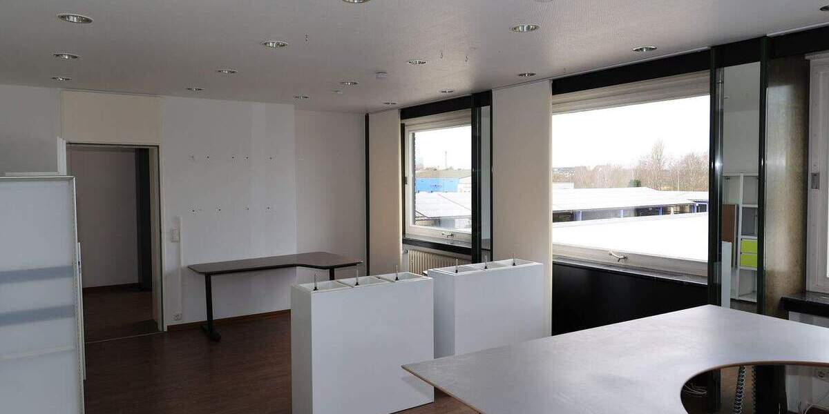 Gewerbeobjekt Duisburg Wanheim-Angerhausen - 6 Zimmer, 203 m&sup2;, 1.712&euro; | Angebot:25663827