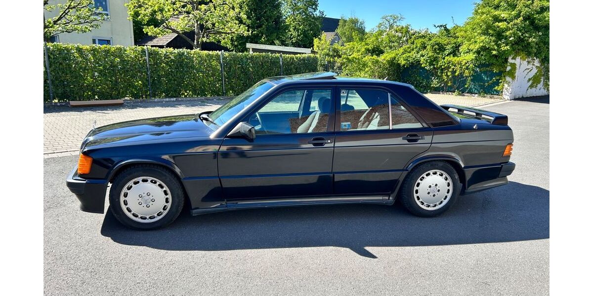 Mercedes-Benz 190 218.340 km 15.500 &euro; Solingen 42697