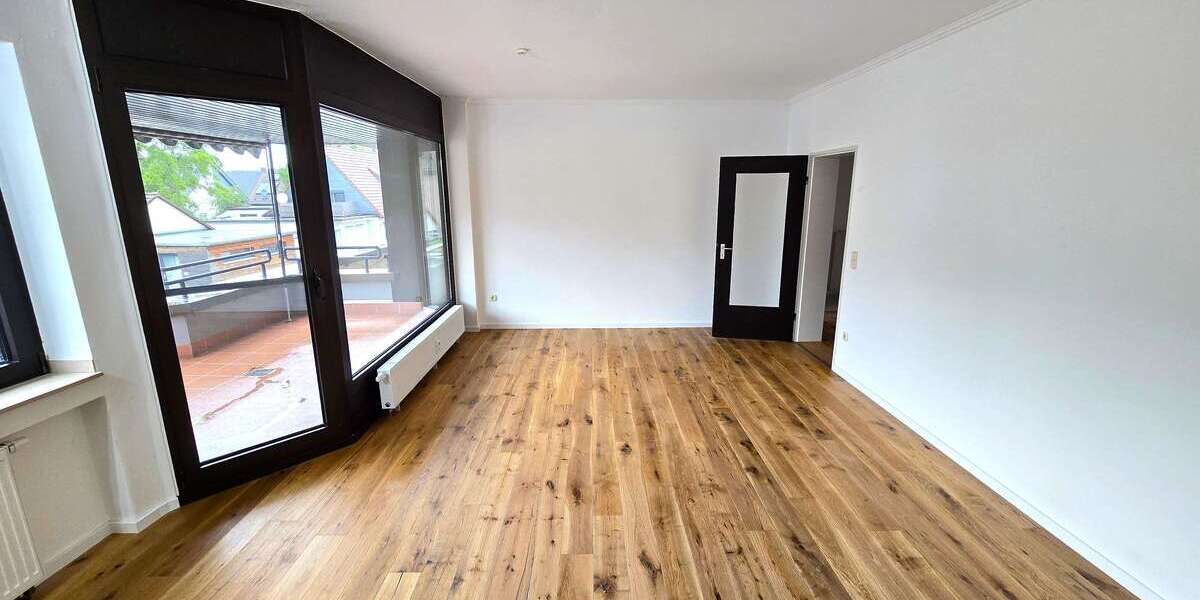 Etagenwohnung Duisburg - 3 Zimmer, 81 m&sup2;, 870&euro; | Angebot:26972802