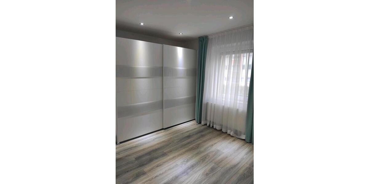 Etagenwohnung Mettmann - 2 Zimmer, 55 m&sup2;, 1.100&euro; | Angebot:26464213