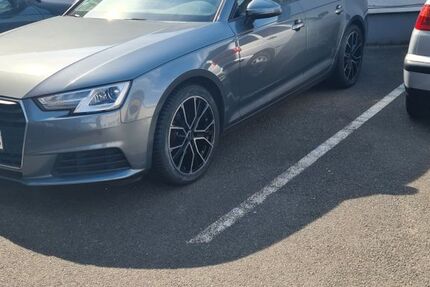 Audi A4 214.000 km 11.200 &euro; Duisburg 47229