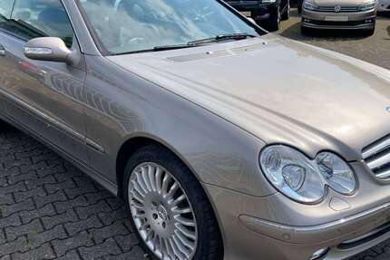 Mercedes-Benz CLK 200 124.945 km 8.950 &euro; Grevenbroich 41516