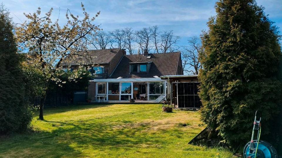 Doppelhaushälfte Duisburg Rheinhausen - 6 Zimmer, 135 m&sup2;, 550.000&euro; | Angebot:26522172
