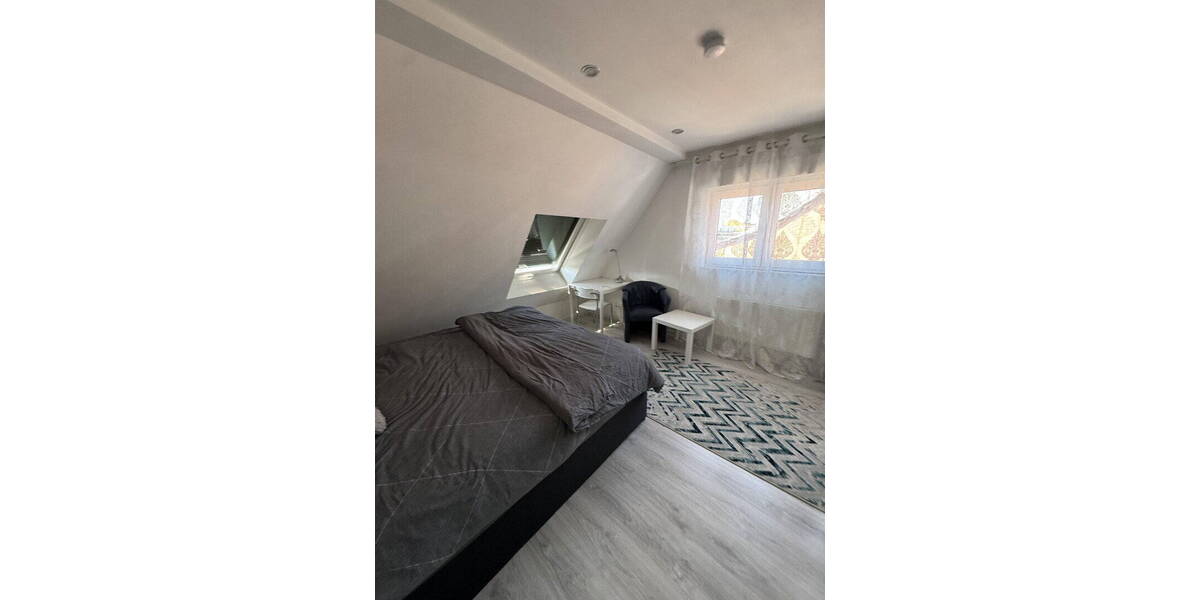 Etagenwohnung Düsseldorf Lohausen - 2 Zimmer, 80 m&sup2;, 1.400&euro; | Angebot:26511662