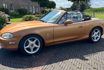 Mazda MX-5 125.000 km 5.900 &euro; Neukirchen-Vluyn 47506
