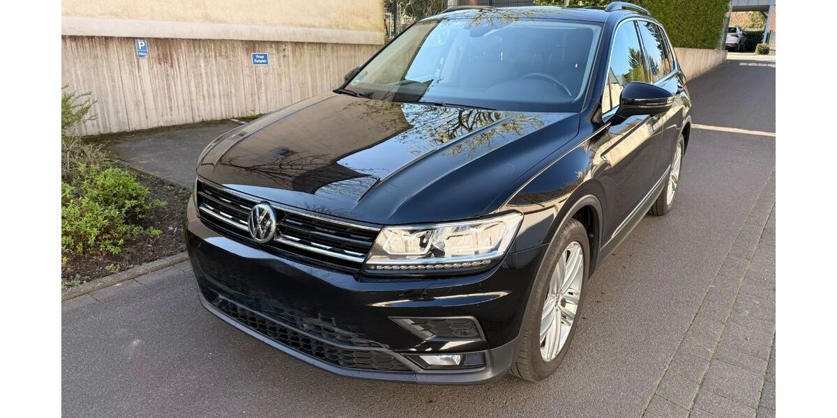 VW Tiguan 61.000 km 20.300 &euro; Krefeld 47829