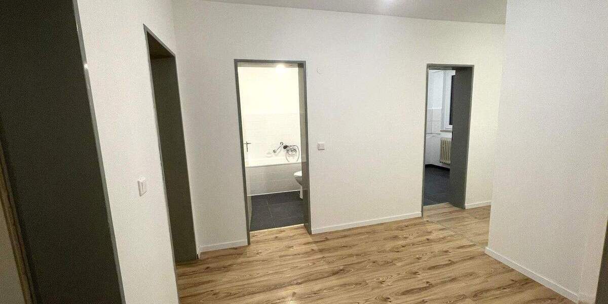 Etagenwohnung Wuppertal Barmen - 2 Zimmer, 64 m&sup2;, 560&euro; | Angebot:25870156