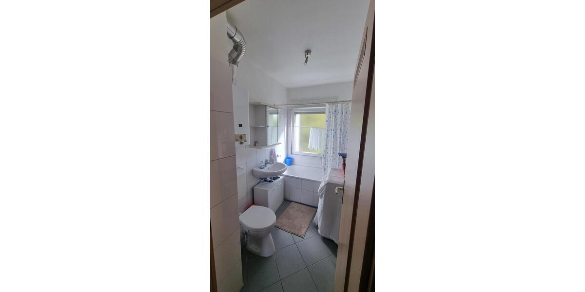 Etagenwohnung Duisburg Rheinhausen - 2.5 Zimmer, 48 m&sup2;, 370&euro; | Angebot:26152441