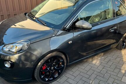 Opel Adam 82.900 km 9.800 &euro; Solingen 42659