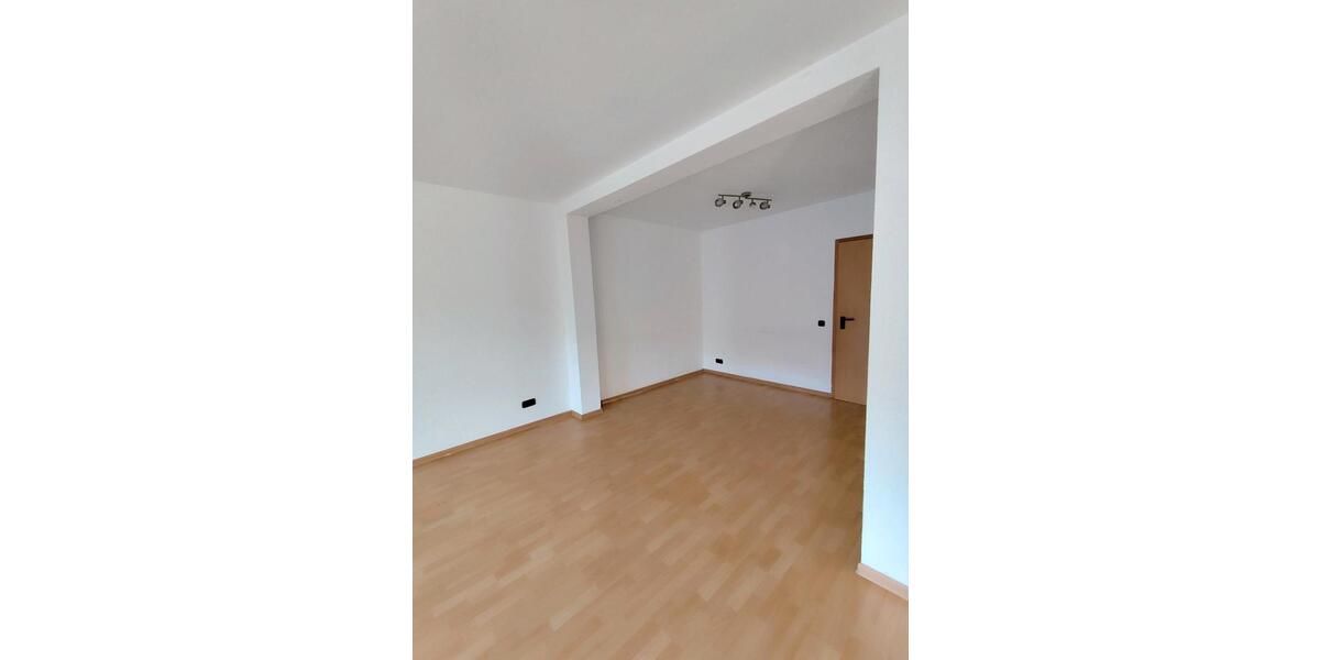 Reihenhaus Meerbusch - 4 Zimmer, 130 m&sup2;, 1.850&euro; | Angebot:24983748