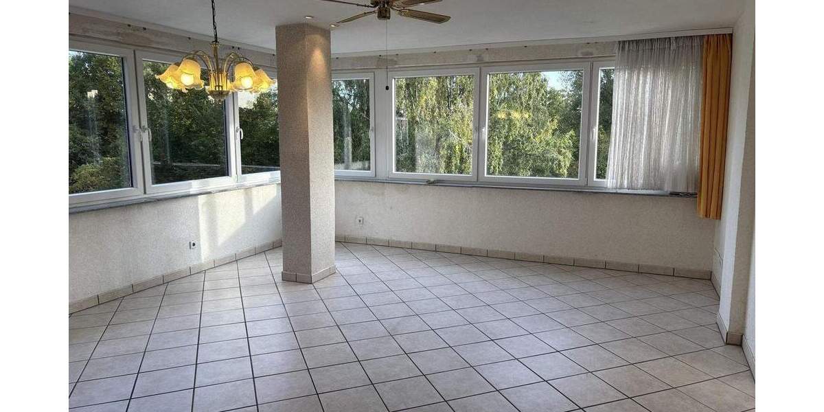 Etagenwohnung Krefeld Inrath/Kliedbruch - 4 Zimmer, 100 m&sup2;, 150.000&euro; | Angebot:25693373