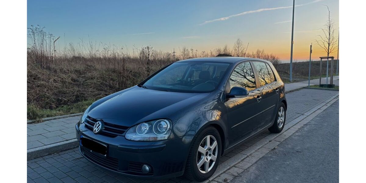 VW Golf 177.000 km 3.500 &euro; Heiligenhaus 42579