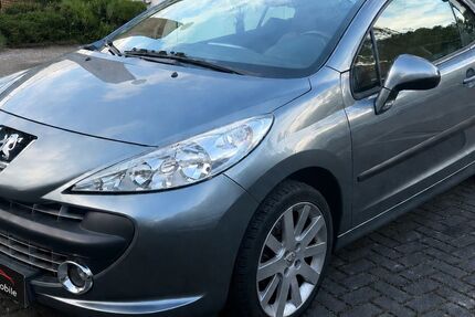 Peugeot 207 126.000 km 2.100 &euro; Neuss 41469
