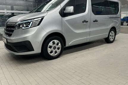 Renault Trafic 23.906 km 33.890 &euro; Oberhausen (am CentrO) 46047