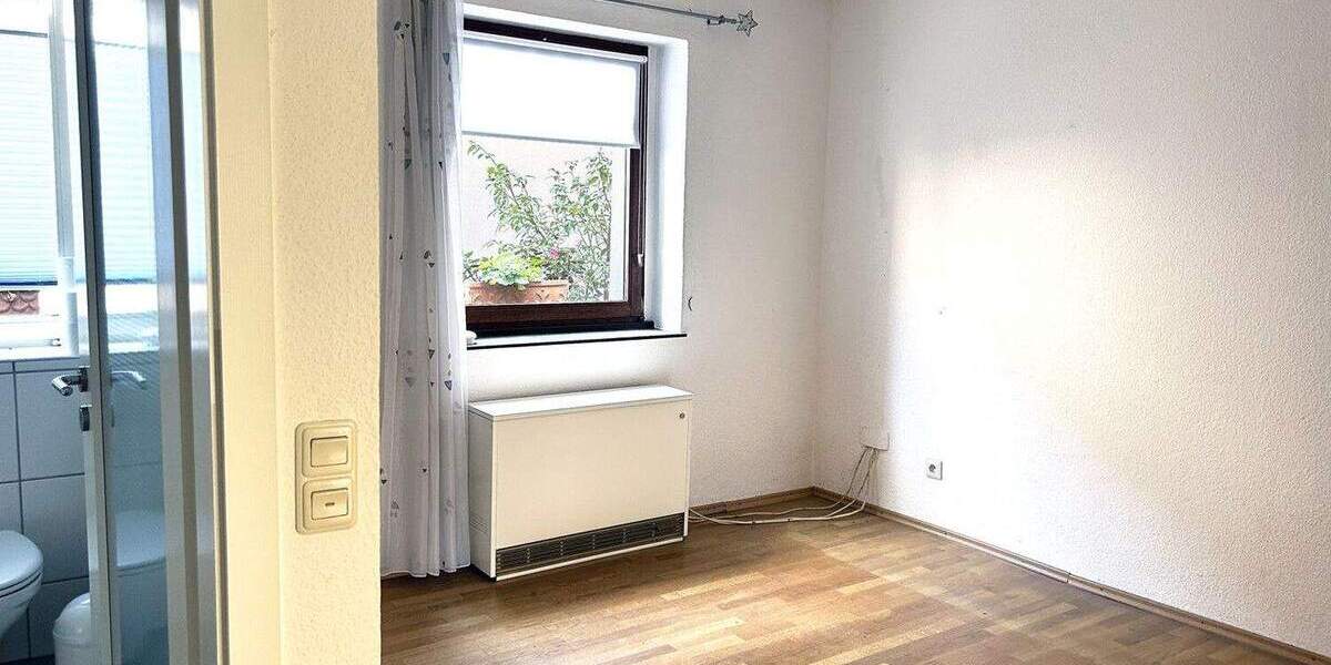 Reihenendhaus Solingen Solingen-Mitte - 7 Zimmer, 145 m&sup2;, 335.000&euro; | Angebot:25674243