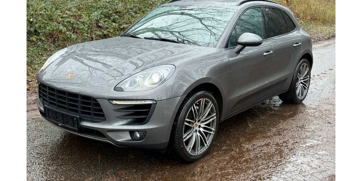 Porsche Macan 181.689 km 28.900 &euro; Gelsenkirchen 45896
